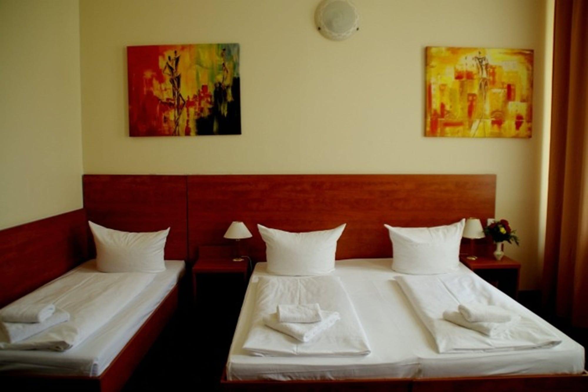 City Hotel Am Kurfuerstendamm Берлин Экстерьер фото