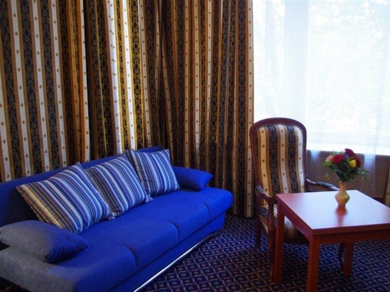 City Hotel Am Kurfuerstendamm Берлин Экстерьер фото